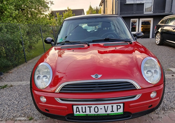 MINI ONE cena 12400 przebieg: 175000, rok produkcji 2004 z Zawiercie małe 121